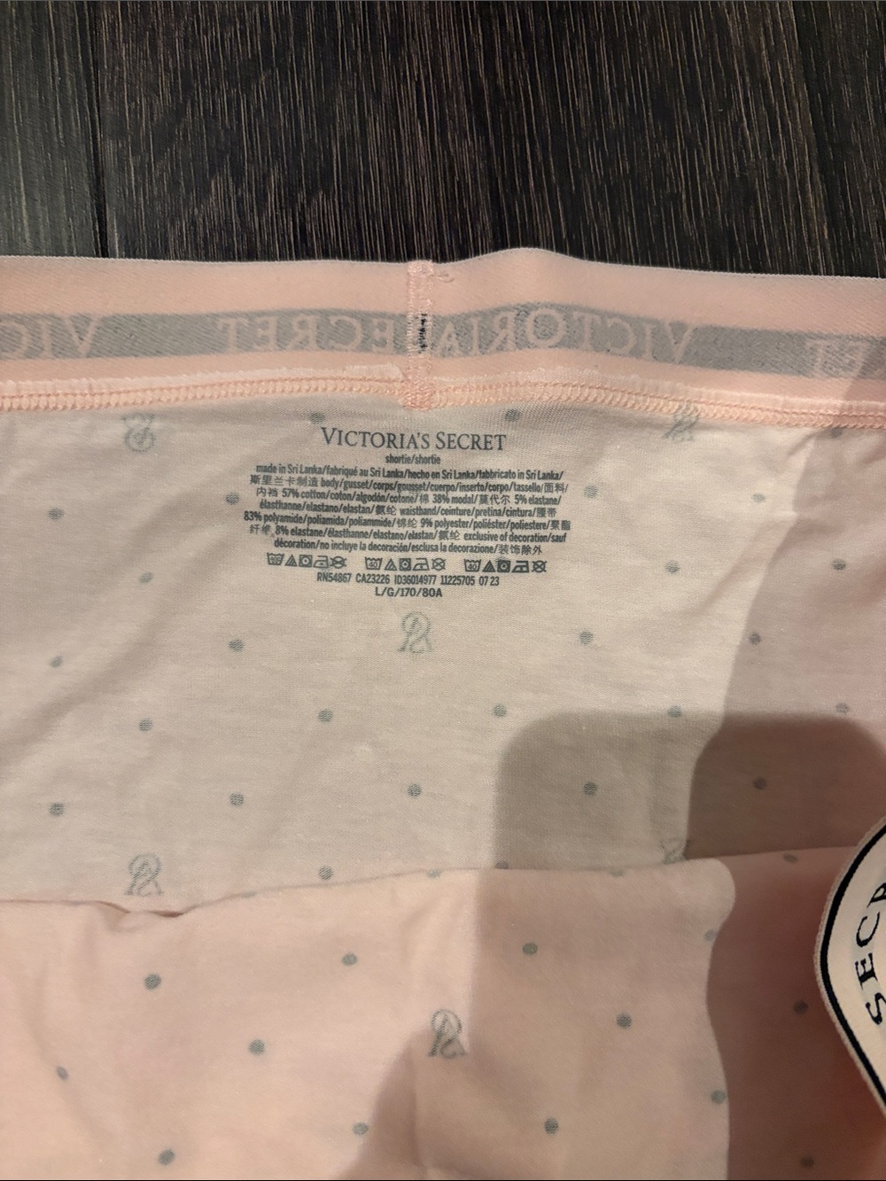 Victoria’s Secret polka dot shortie panties NWT - Picture 2 of 4